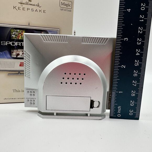 Hallmark, This is Sports Center ESPN Magic Light & Sound 2007 Keepsake Ornament - Picture 3 of 5